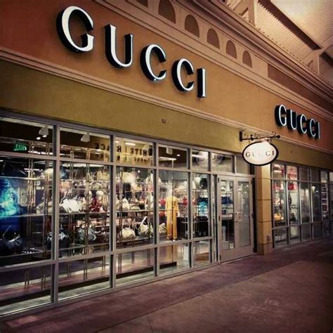 gucci outlet stores near me.